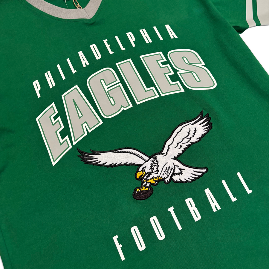 NFL Retro V-Neck Eagles Tee